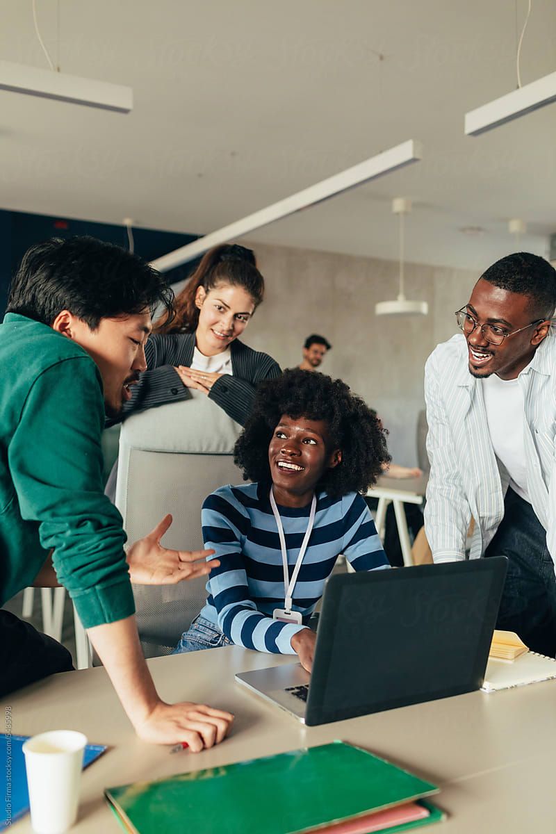 Ciberseguro para pymes: prospecta, califica y cierra en 3 reuniones con un playbook probado